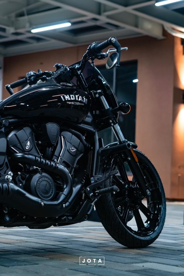 For that minimalist straight to the point highway bar for that club style look. Could save your ride. *Recommended 15-20 ft. lbs. (20.33 - 27.11 NM) of torque for the slider puck bolts *Check that all hardware is tight before riding with your newly installed parts *Thread lock is recommended