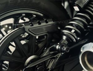 Make: Indian Model: Sport Chief Year: 2024, 2023 Remarks: Black, Billet Aluminum Country of Manufacture: Germany Belt guard with CNC milled cover