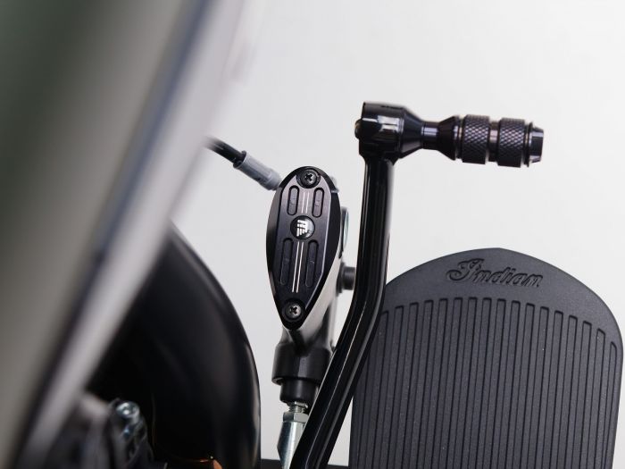 Make: Indian
Model: Sport Chief
Year: 2024, 2023
Remarks: Pair, black
Country of Manufacture: Germany
Brake Reservoir Cover Front & Rear, billet aluminum for Indian Sport Chief