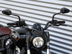 Make: Indian Model: Sport Chief Year: 2025, 2024, 2023 Remarks: Clutch lever, choose adjuster color Country of Manufacture: Germany Clutch Lever 2Stripes, 6x adjustable, wide lever, billet aluminum, Indian Chief Vintage, Chief Bobber Dark Horse 116, Chief Dark