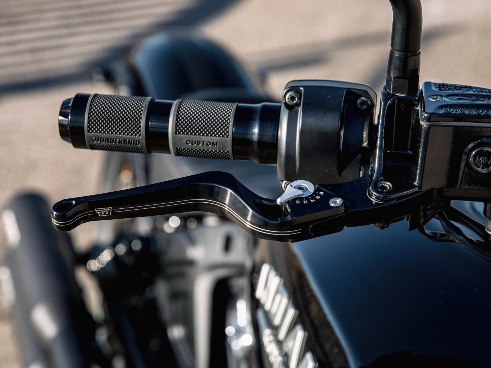 WUNDERKIND CUSTOM HANDLEBAR GRIP SET 22MM FOR INDIAN SCOUT Indian Only