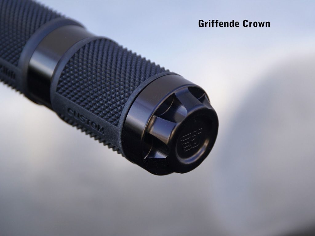 Make: Indian
Model: Sport Chief
Year: 2024, 2023
Remarks: Black, Pair
Country of Manufacture: Germany
Handlebar grips 1" for Indian Sport Chief, grip end design: Crown