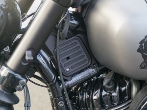 Make: Indian Model: Sport Chief Year: 2024, 2023 Country of Manufacture: Germany Steering Head Triangle Cover