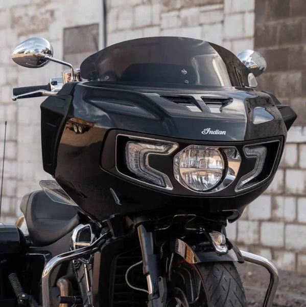 The excellence of the Flare® Windshield hasn’t gone unnoticed in the industry. In fact, it was honored with the prestigious "Nifty 50" award by Powersports Business magazine, recognizing it as one of the top products for 2021. This award highlights products that are innovative, provide exceptional value, and deliver outstanding performance—qualities that define the Flare® Windshield. The Kolor Flare® Windshield offers more than just an upgrade—it redefines what a windshield can do for your ride. With unmatched design and bold new colors, Klock Werks is setting a new standard in the industry. Now is the time to bring both performance and personality to your Indian Challenger or Pursuit.